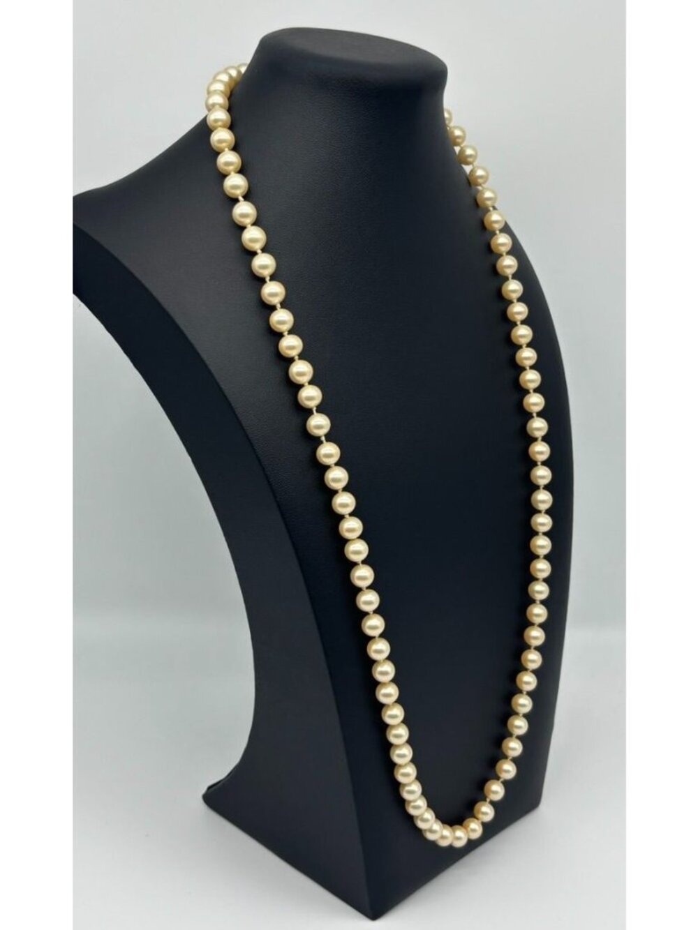 Vintage Les Bernard Faux Pearl 24" Long Necklace Gold-Plated Barrel Clasp Signed